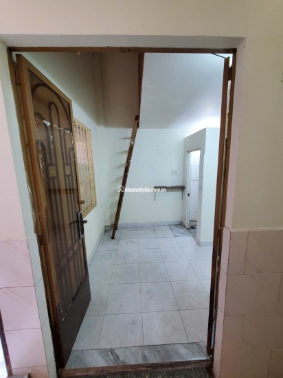 CHO THUÊ PHÒNG TRỌ 1/8 ĐƯỜNG SỐ 10 P.TÂN HƯNG, 22M CHỈ 3TR/TH. LH:0919005798.